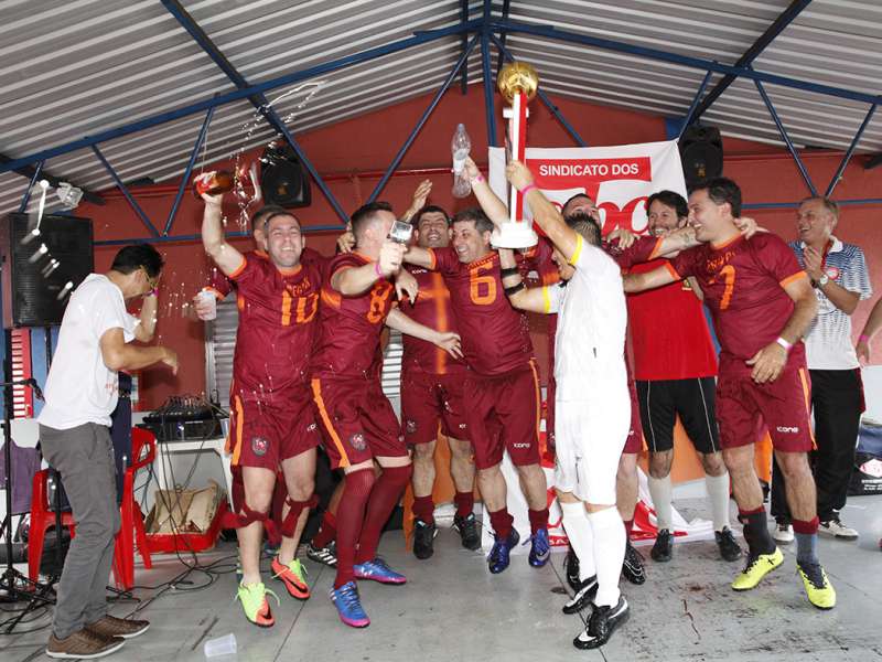 Final do campeonato de Futebol Society dos Bancários do ABC realizado no Top Spin & Big Ball. Avenida  Piraporinha, 414 - Planalto - São Bernardo/SP. Brasi_28_10_2017. Fotos Dino Santos.