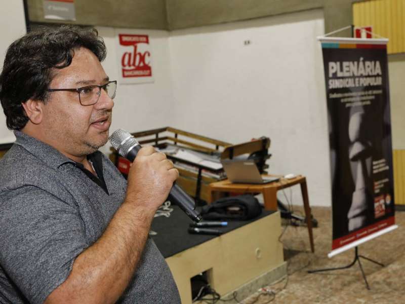 plenria sindical e popular 08nov dino santos 55