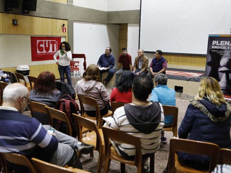 plenria sindical e popular 08nov dino santos 59