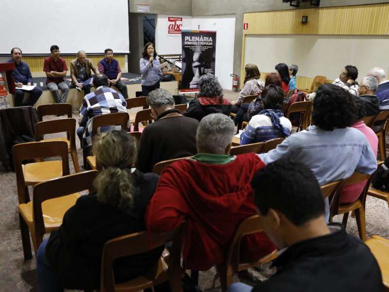 plenria sindical e popular 08nov dino santos 67