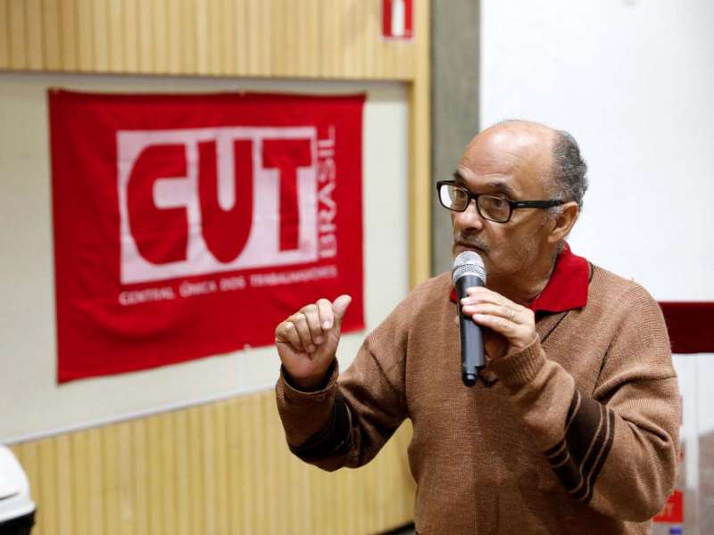 plenria sindical e popular 08nov dino santos 76